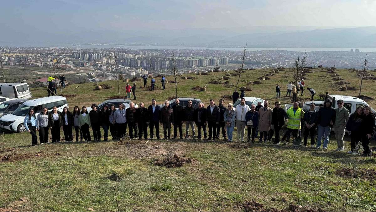 1 MART ANISINA HATIRA ORMANI OLUŞTURULDU