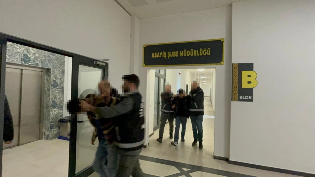 200 BİN LİRALIK KABLO &Ccedil;ALAN HIRSIZLARIN BİNDİĞİ MOTOSİKLET DE &Ccedil;ALINTI &Ccedil;IKTI