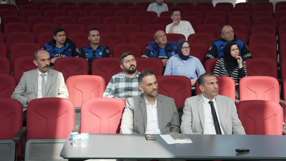 BAŞİSKELE&rsquo;DE AFETLERE KARŞI &ldquo;KBRN VE SİVİL SAVUNMA&rdquo; FARKINDALIĞI ARTIRILDI