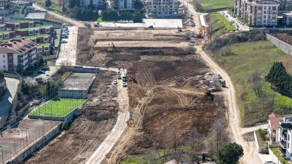 BAŞİSKELE&rsquo;YE YENİ NEFES: YEŞİLYURT VADİSİ&rsquo;NDE &Ccedil;ALIŞMALAR S&Uuml;R&Uuml;YOR