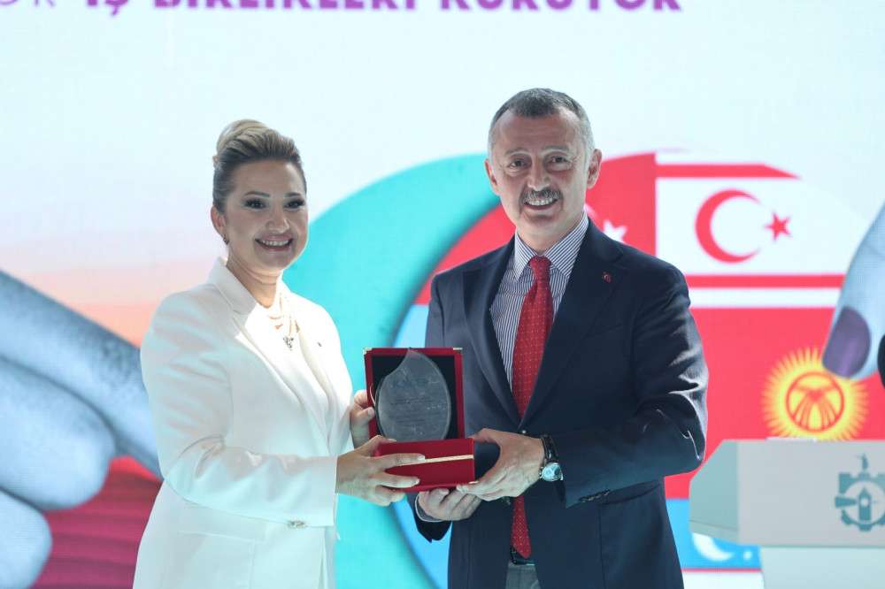 BAŞKAN BÜYÜKAKIN: BİZ BU ŞEHRİN KADINLARINA İNANIYORUZ