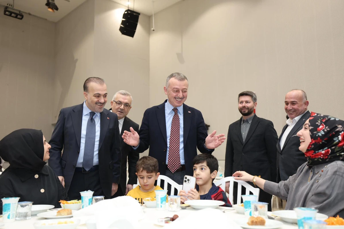 BAŞKAN B&Uuml;Y&Uuml;KAKIN&rsquo;DAN SAĞLIK&Ccedil;ILARA TEŞEKK&Uuml;R