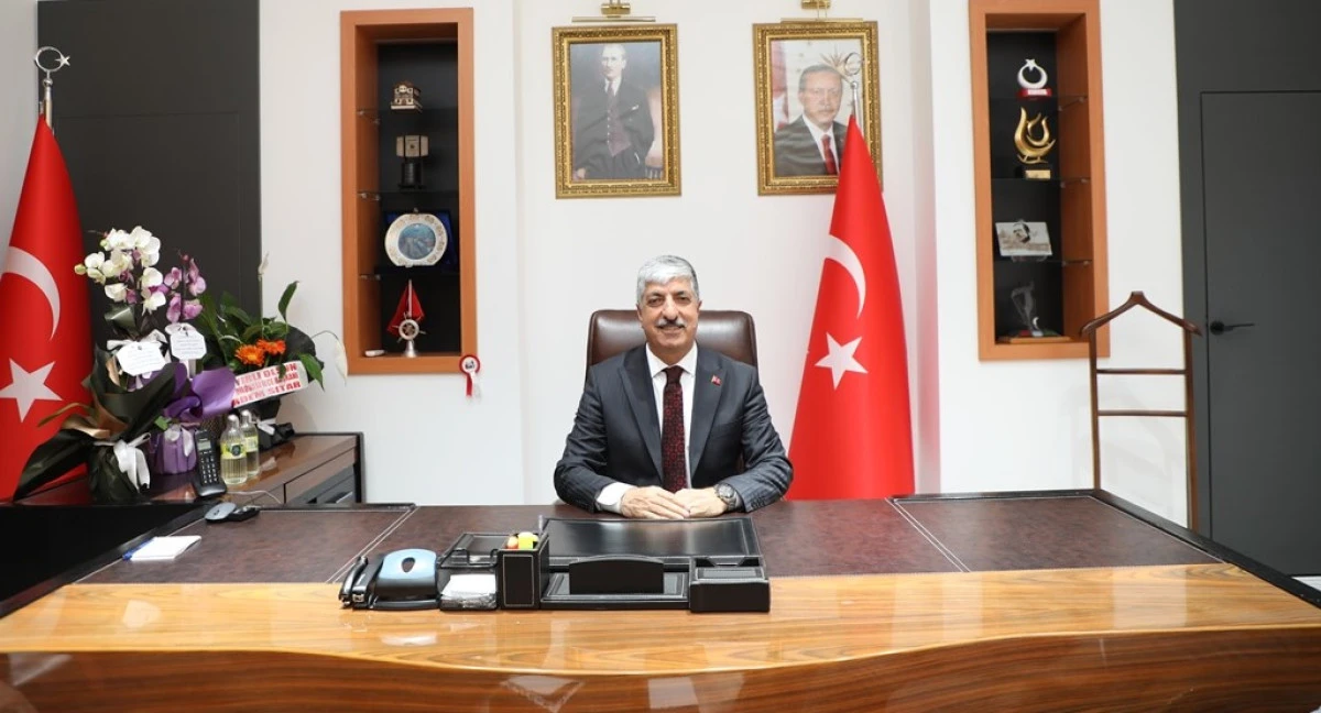 BAŞKAN &Ouml;MEROĞLU&acute;NDAN 19 MAYIS MESAJI