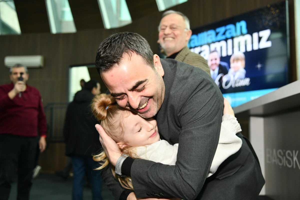 BAŞKAN &Ouml;ZL&Uuml;: BU ZOR D&Ouml;NEMDE HUZUR İ&Ccedil;İNDE BAYRAMA ULAŞIYORUZ