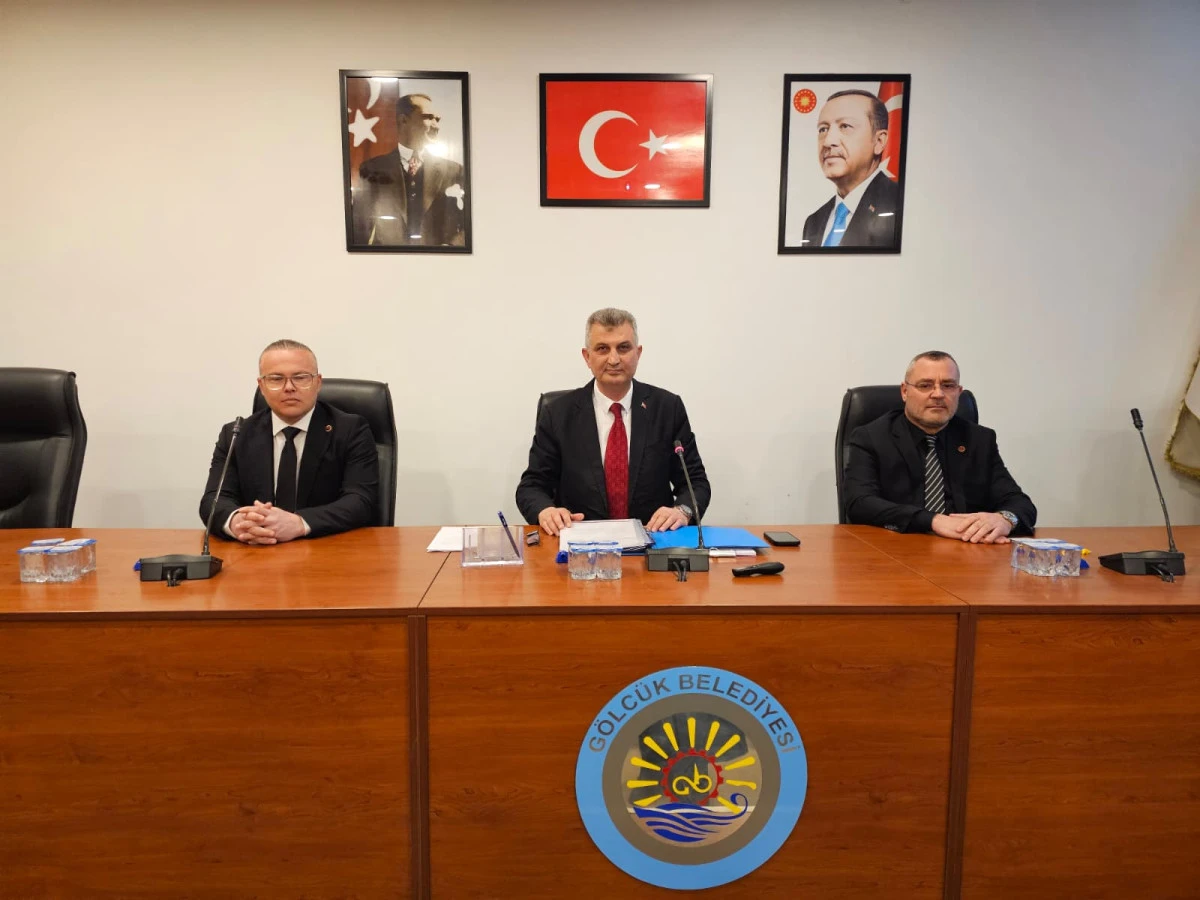 BAŞKAN SEZER: &Ccedil;EVREYİ KİRLETENİN G&Ouml;Z&Uuml;N&Uuml;N YAŞINA BAKMIYORUZ