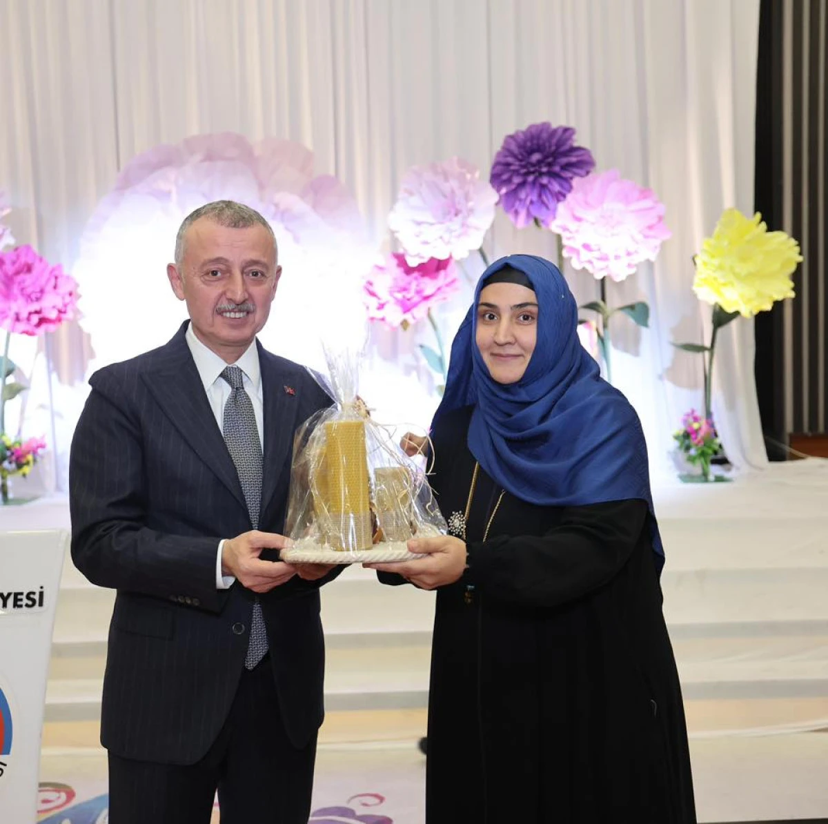 BÜYÜKAKIN: ‘’KADINLAR, HAYATIN  MERKEZİNDE YER ALIYOR’’