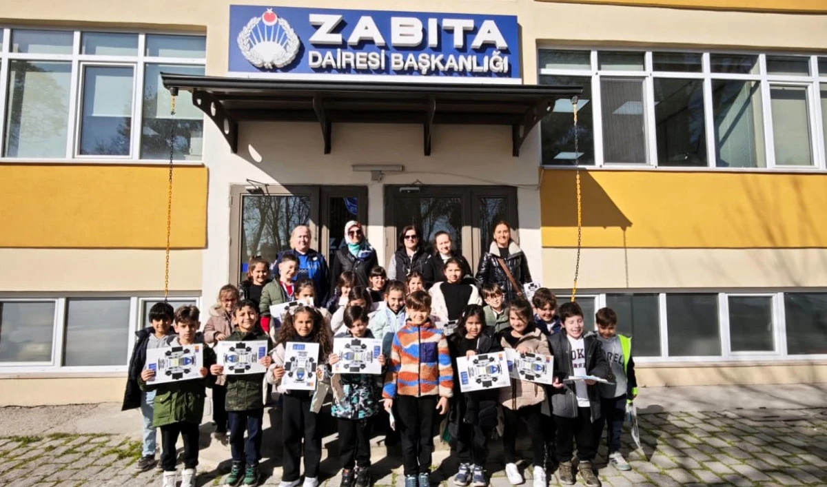 B&Uuml;Y&Uuml;KŞEHİR ZABITASI &Ouml;ĞRENCİLERE MESLEĞİ TANITTI