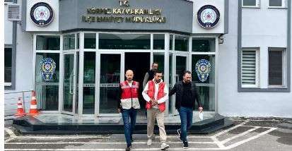 KOCAELİ'NDE ÇALDIĞI MİNİBÜSLE İSTANBUL'DA YAKALANDI!