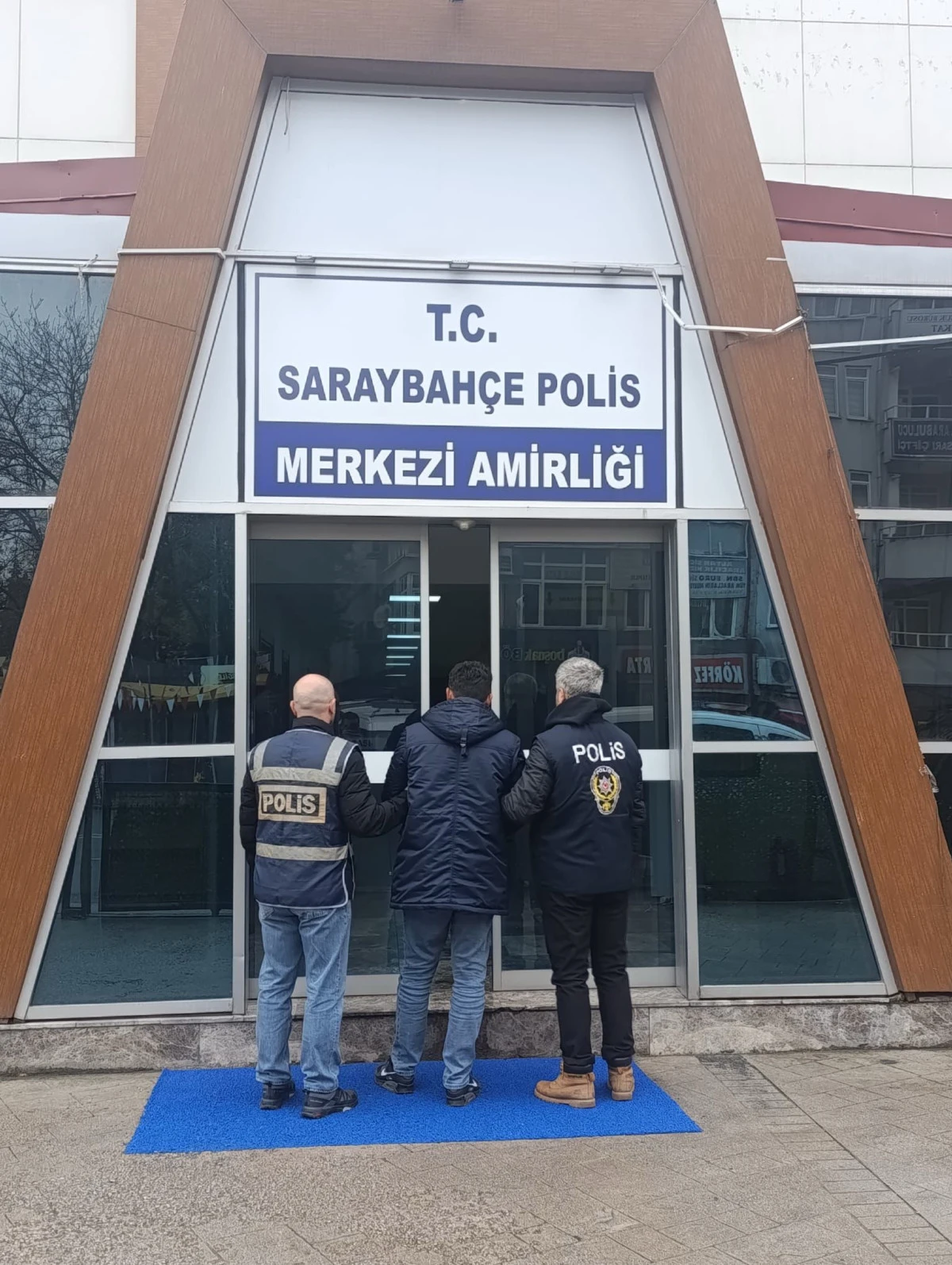 CİNAYET H&Uuml;K&Uuml;ML&Uuml;S&Uuml; YAKALANDI