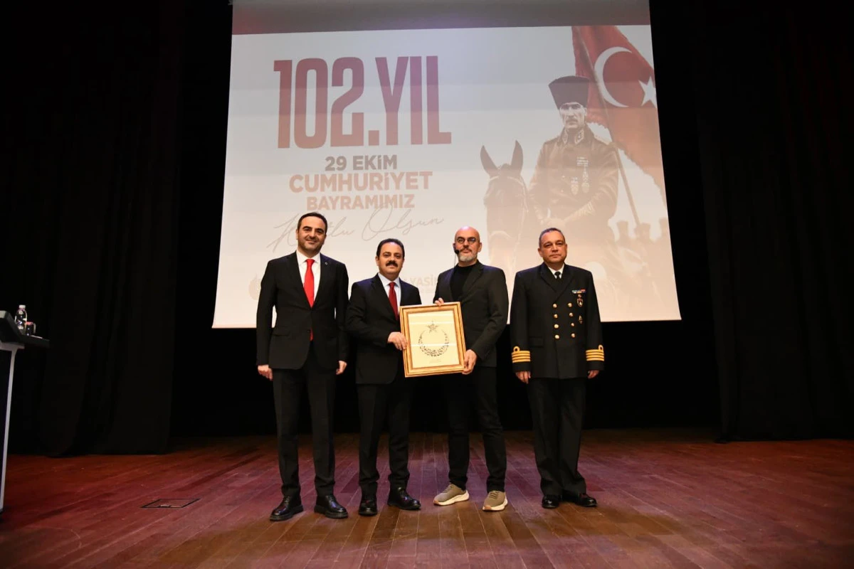 CUMHURİYET VE GENÇLİK SÖYLEŞİSİ BAŞİSKELE’DE GERÇEKLEŞTİ