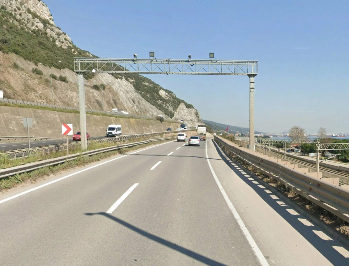 D-100&rsquo;ÜN İKİ NOKTASINDA HIZ SINIRLARI DEĞİŞİYOR