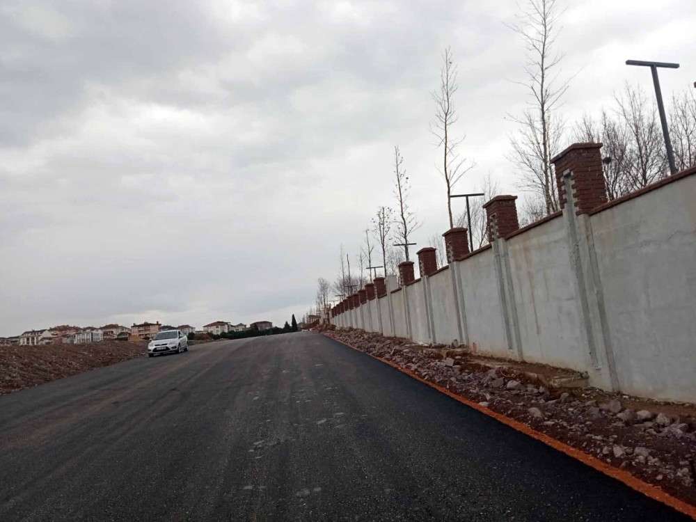 DERİNCE SAĞLIKLI YAŞAM PARKINA 3 YENİ YOL YAPILDI 