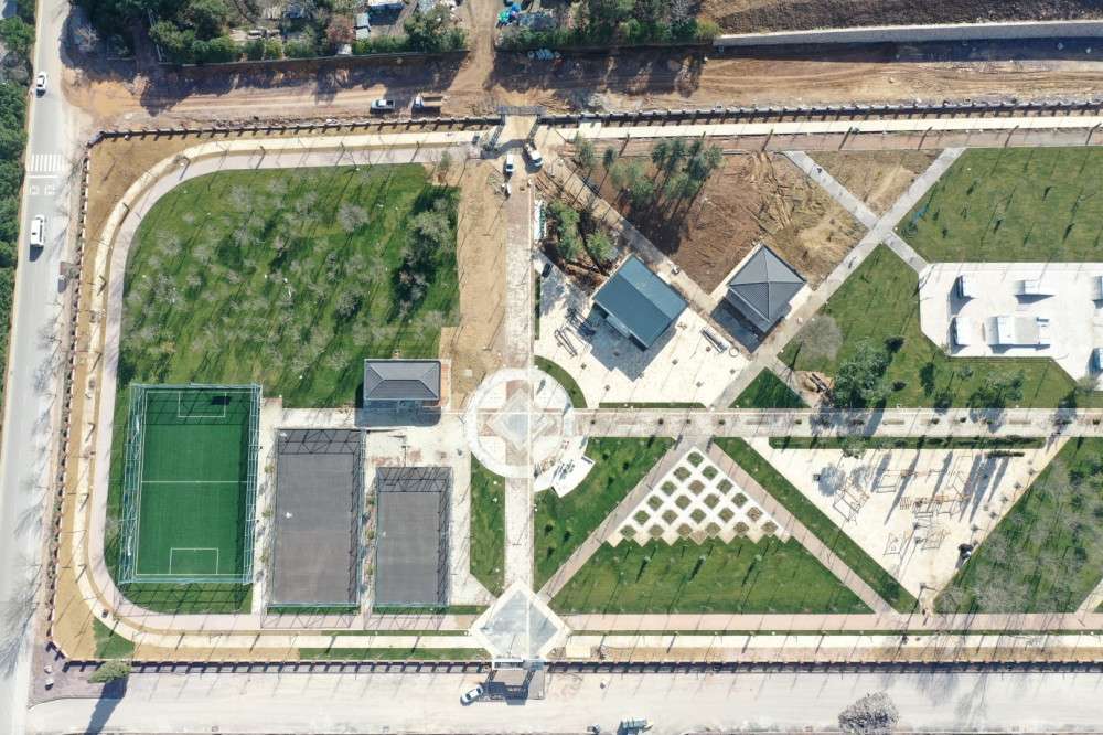 DERİNCE SAĞLIKLI YAŞAM PARKINDA SONA YAKLAŞILDI 