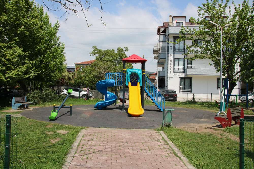 DERİNCE’DE PARKLARDA YENİ DÜZENLEMELER