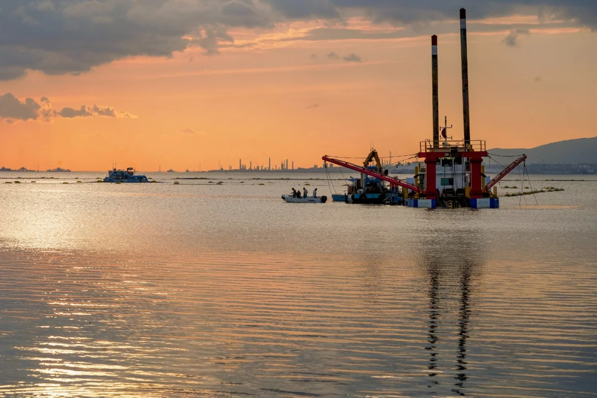 DİP &Ccedil;AMURU PROJESİYLE K&Ouml;RFEZ YENİLENİYOR