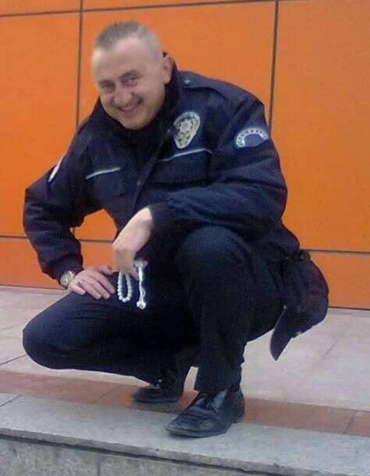 EMEKLİ POLİS MEMURU SİLAHLI SALDIRIDA HAYATINI KAYBETTİ