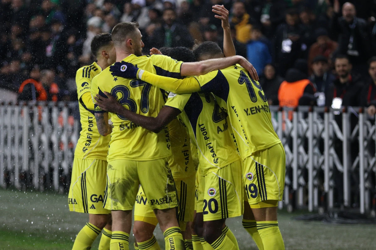 FENERBAH&Ccedil;E&rsquo;DEN 20 YIL SONRA İLK: 20 MA&Ccedil;TIR NAMAĞLUP