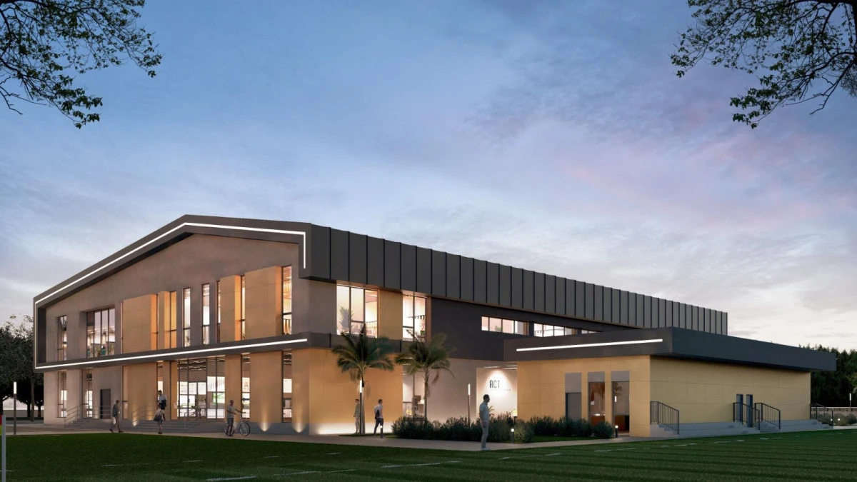 G&Ouml;LC&Uuml;K SPOR KOMPLEKSİ İ&Ccedil;İN KAZMA VURULDU