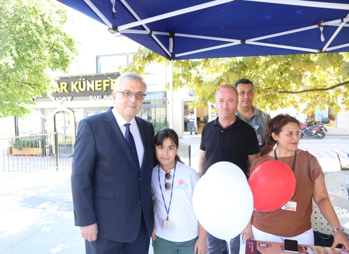 G&ouml;lc&uuml;k&rsquo;te Sağlık Sokağı vatandaşlarla buluştu
