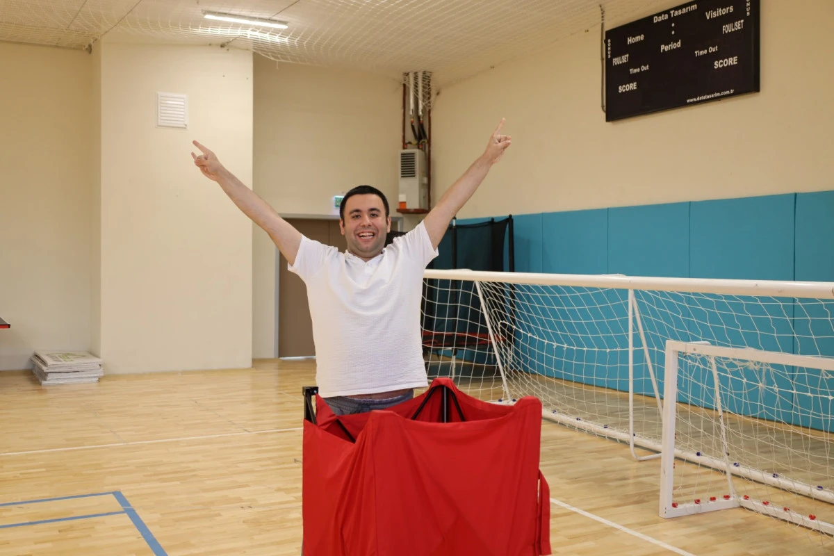 GONCA’DA BİREYLER “BEN DE VARIM” DİYOR