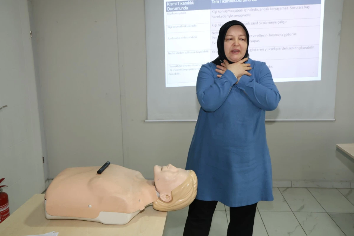 HAYAT KURTARMANIN YOLU BU EĞİTİMDEN GE&Ccedil;İYOR