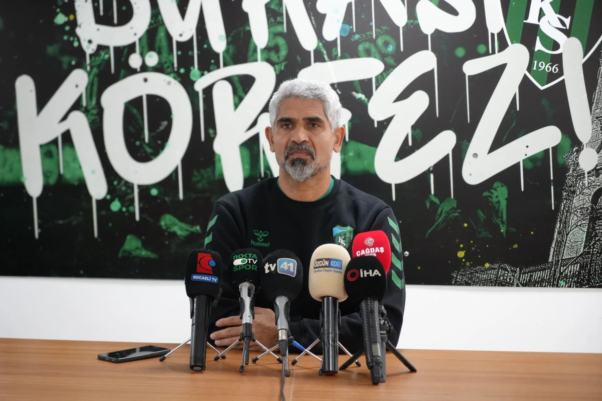 İSMET TAŞDEMİR: HAYALLERİMİZE KAVUŞTUKTAN SONRA OYUNCULARIMIZI, HOCAMIZI, TAKIMIMIZI ELEŞTİRİR OLDUK