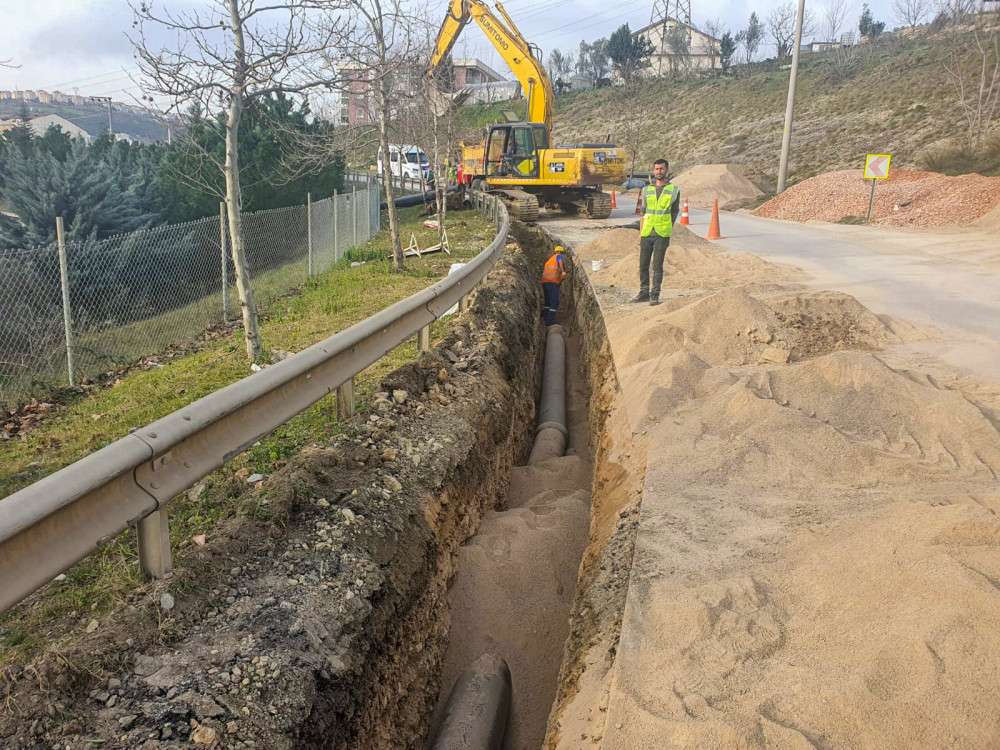 İZMİT YEŞİLOVA KÖPRÜLÜ KAVŞAK PROJESİ KAPSAMINDA ALTYAPI ÇALIŞMALARI BAŞLADI