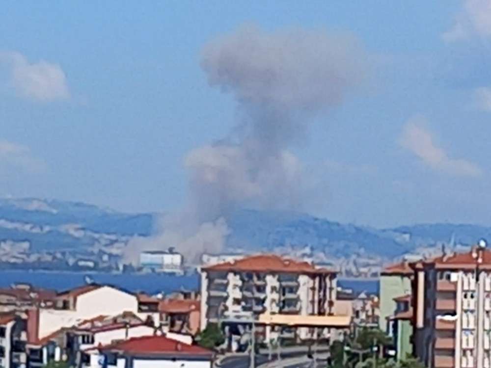 İZMİT'TE PATLAMA
