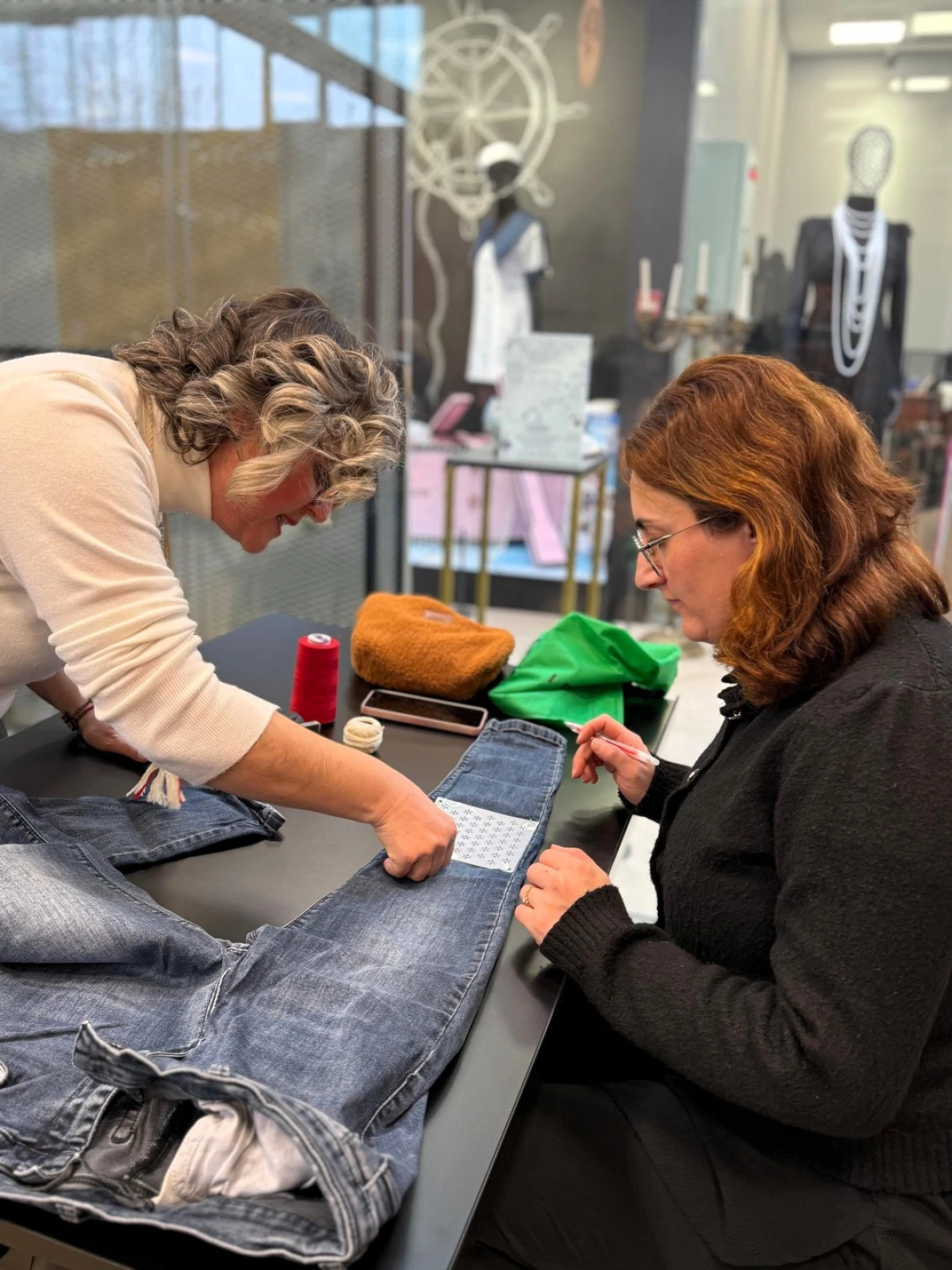 JAPON TEKNİĞİ İLE NAKIŞ FİKİRLERİNİ KEŞFETTİLER