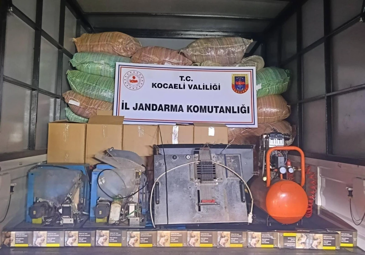 KA&Ccedil;AK T&Uuml;T&Uuml;N OPERASYONUNDA 1 MİLYON 550 BİN LİRALIK &Uuml;R&Uuml;N ELE GE&Ccedil;İRİLDİ