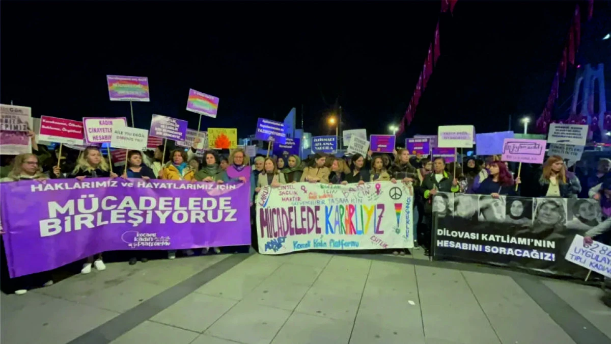 KADINLAR ŞİDDETE KARŞI YÜRÜDÜ