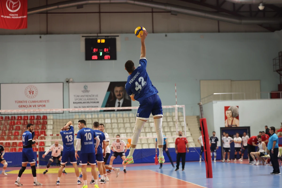 KAĞITSPOR, YABANCI SPORCULAR İ&Ccedil;İN DE &Ouml;NEMLİ BİR MARKA