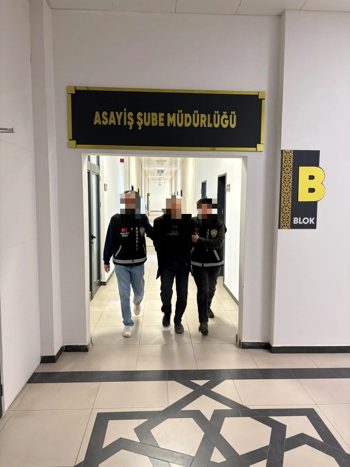 KARDEŞİNİ PUSU KURARAK &Ouml;LD&Uuml;RD&Uuml;, BABASININ KATİLİ &Ccedil;IKTI: "HEDEFİNDE ANNESİ DE VARDI" İDDİASI