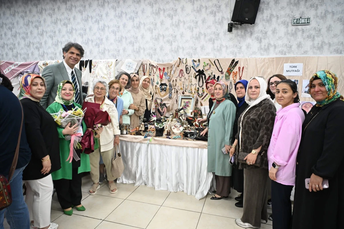 KARMEK YIL SONU SERGİSİ BÜYÜK BEĞENİ TOPLADI