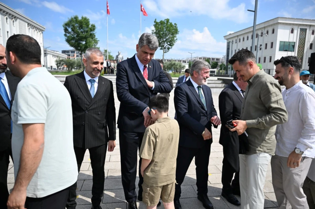 KARTEPE KENT MEYDANI&rsquo;DA BAYRAM BEREKETİ