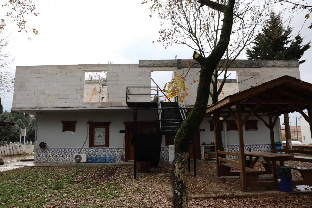 KARTEPE&rsquo;DE CENAZE HİZMETLERİ BİNASI YENİLENİYOR