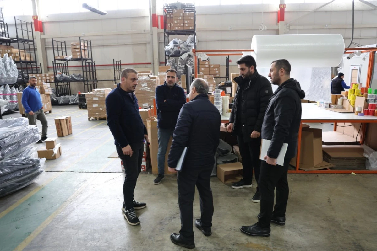 KARTEPE&rsquo;DE RUHSAT DENETİMİ İŞLETMELER MERCEK ALTINDA