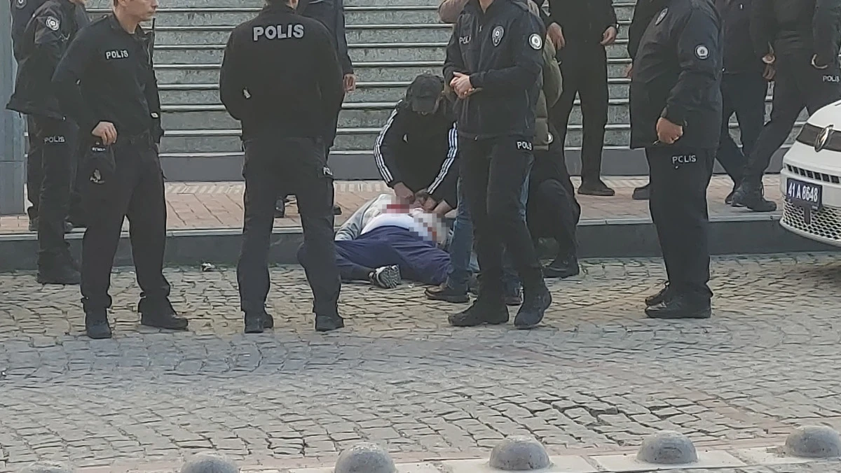 KENDİSİNE İSTİSMARDA BULUNDUĞUNU İDDİA ETTİĞİ ŞAHSI &Ouml;LD&Uuml;REN KADIN TUTUKLANDI