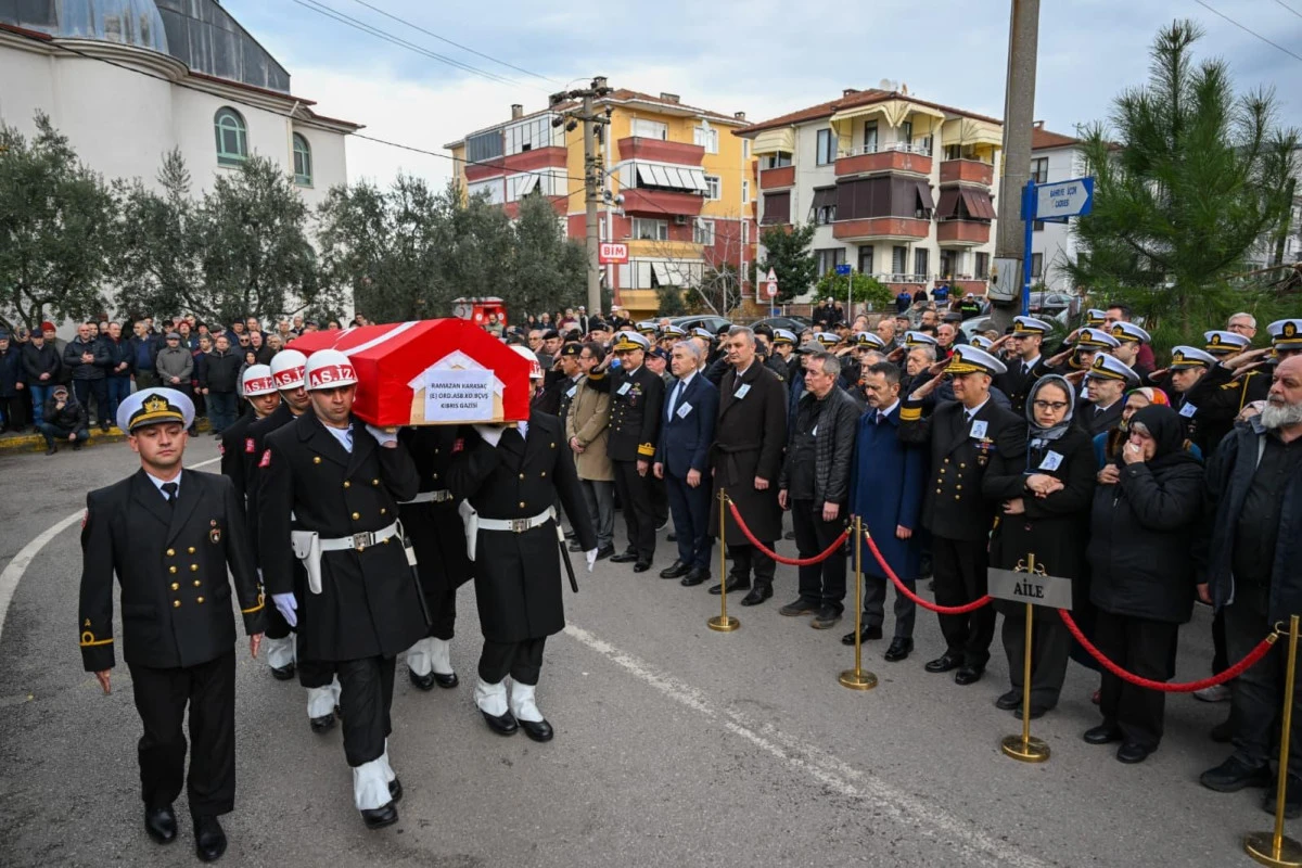 KIBRIS GAZİSİ RAMAZAN KARASA&Ccedil; ASKERİ T&Ouml;RENLE SON YOLCULUĞUNA UĞURLANDI