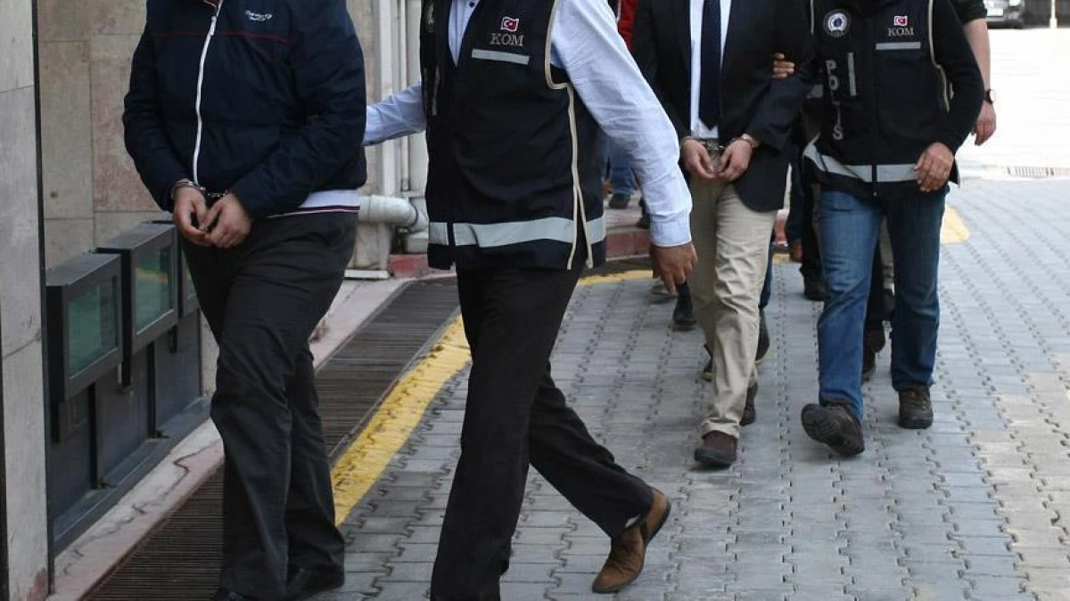 KOCAELİ'DE DOKTORLARA FETÖ OPERASYONU!