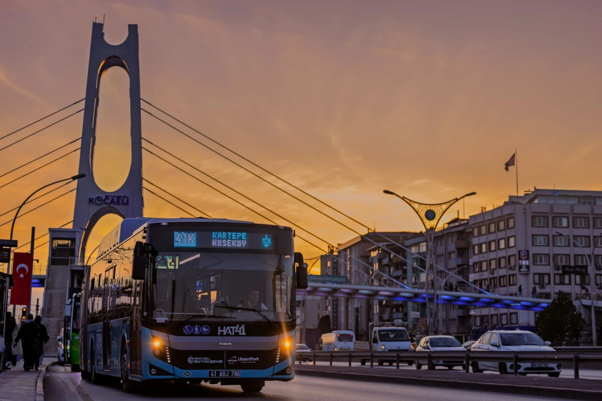 KOCAELİ&rsquo;DE ULAŞIM ARTIK 24 SAAT