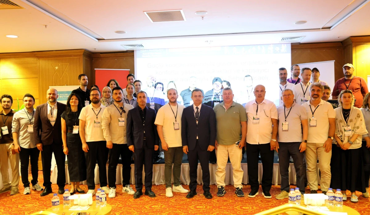 Kocaeli&rsquo;de ulaşımın geleceği ortak akılla planlanıyor