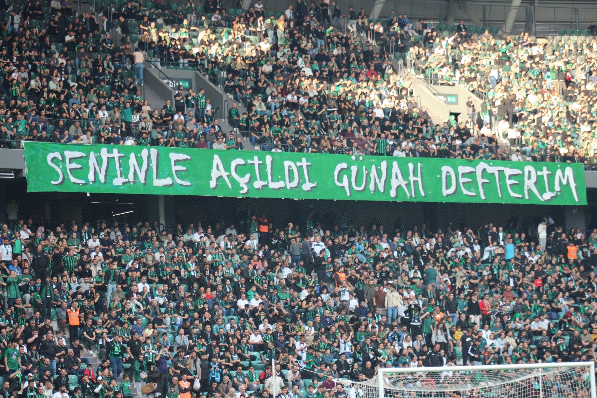 KOCAELİSPOR- GALATASARAY MAÇINI 32 BİN 18 BİLETLİ SEYİRCİ İZLEDİ