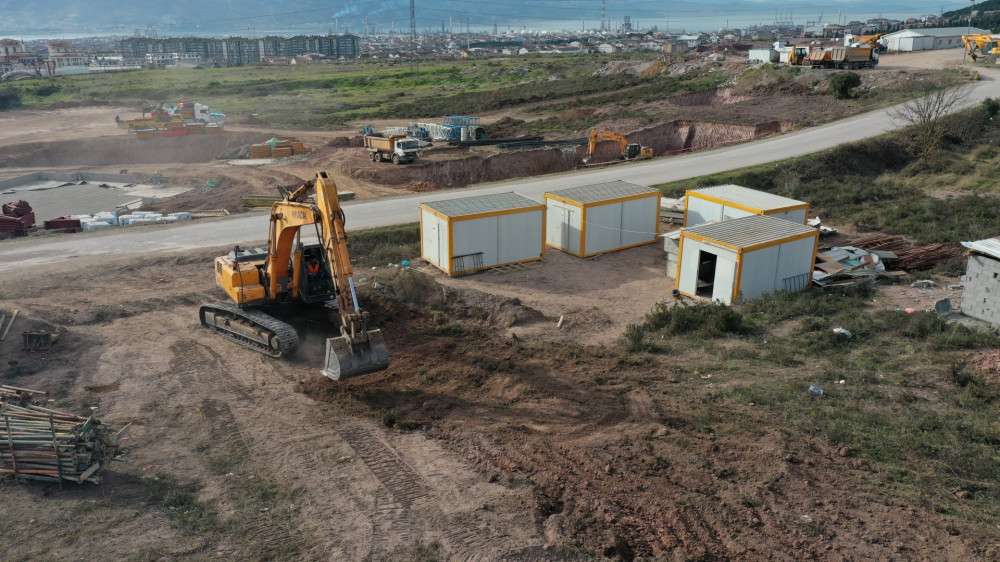 KÖRFEZ BARBAROS MAHALLESİ DÖNÜŞÜM PROJESİNDE YER TESLİMİ