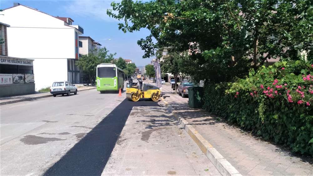 KÖRFEZ’DE 4 MAHALLEDE ÜSTYAPI ÇALIŞMALARI YAPILIYOR