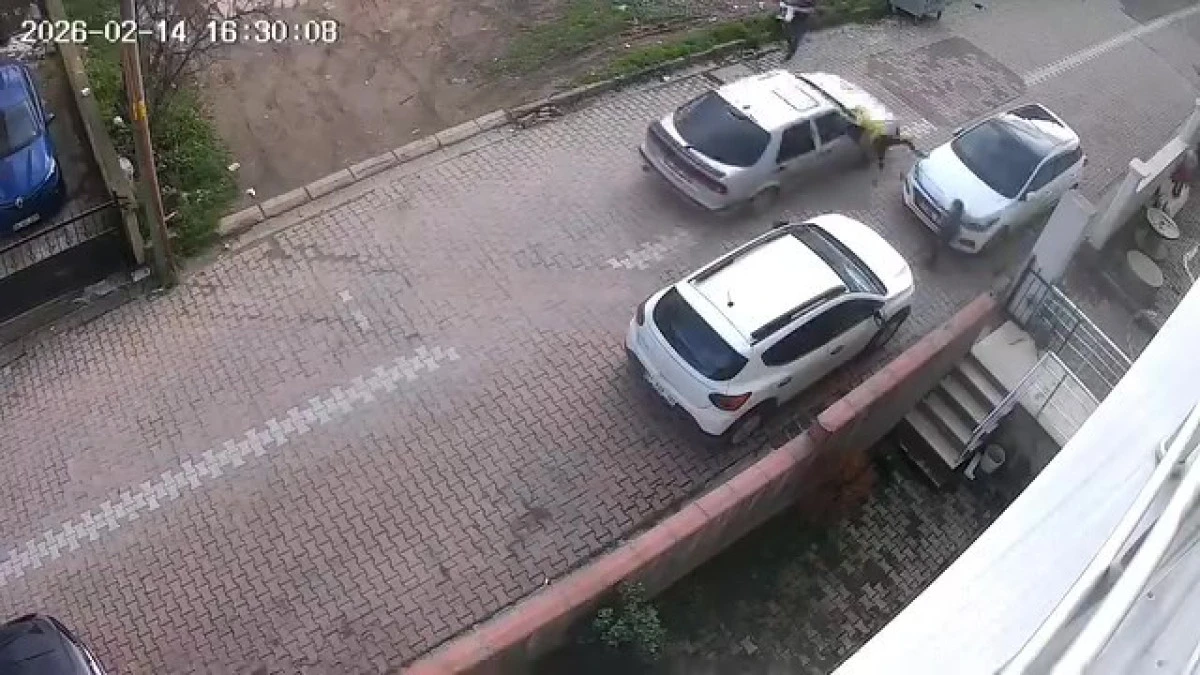 OTOMOBİLİN &Ccedil;ARPTIĞI 9 YAŞINDAKİ &Ccedil;OCUK YARALANDI