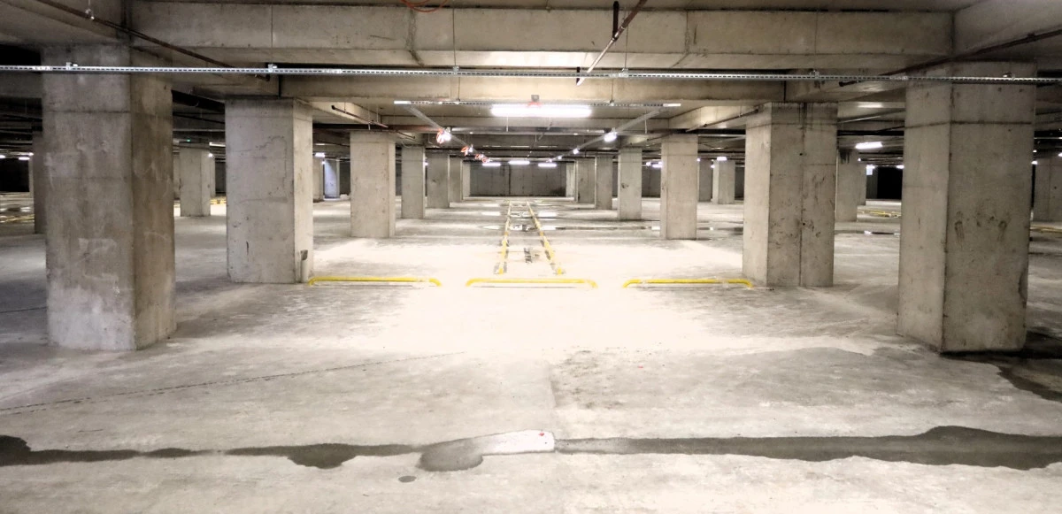 OTOPARKIN İLK KATI HİZMETE ALINDI