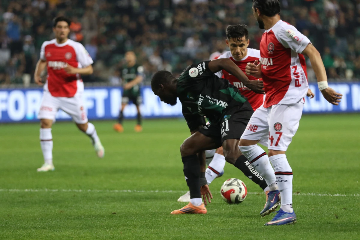 TRENDYOL S&Uuml;PER LİG: KOCAELİSPOR: 0 - FATİH KARAG&Uuml;MR&Uuml;K: 1 