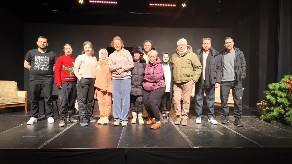 &ldquo;&Uuml;&Ccedil; JOKERLİ KONKEN&rdquo; ALMANYA&rsquo;DA BEĞENİ TOPLADI