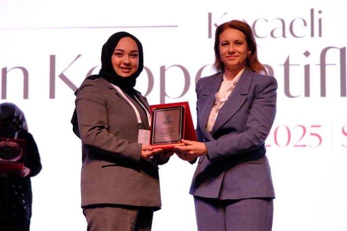 ÜRETEN KADINLAR, GÜÇLÜ YARINLAR